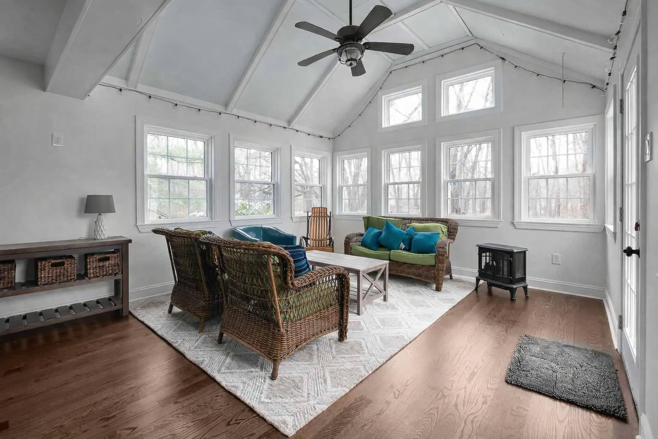 Sunroom remodeling in Simi Valley, CA